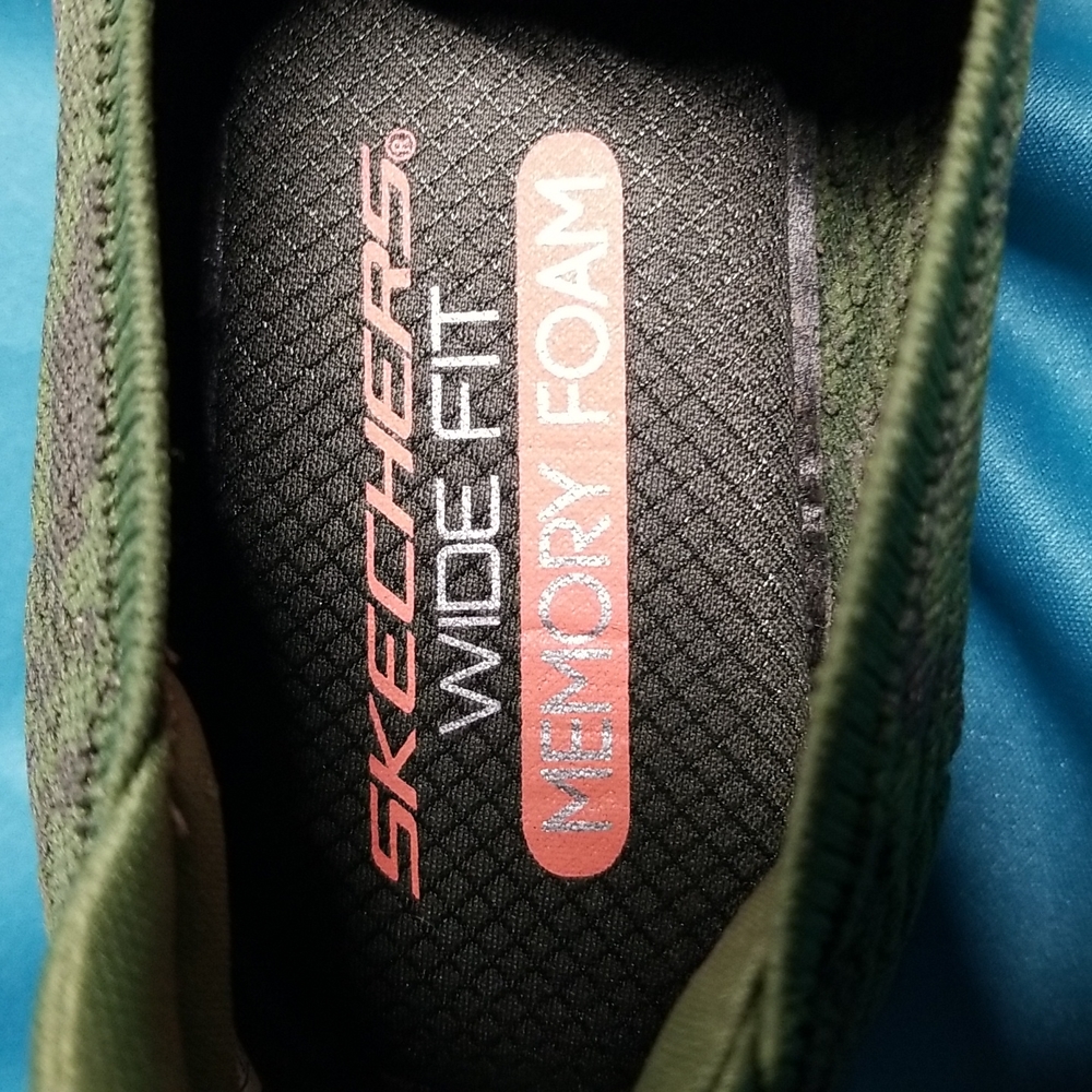 Memory  foam slip-on Skechers - Picture 5 of 8